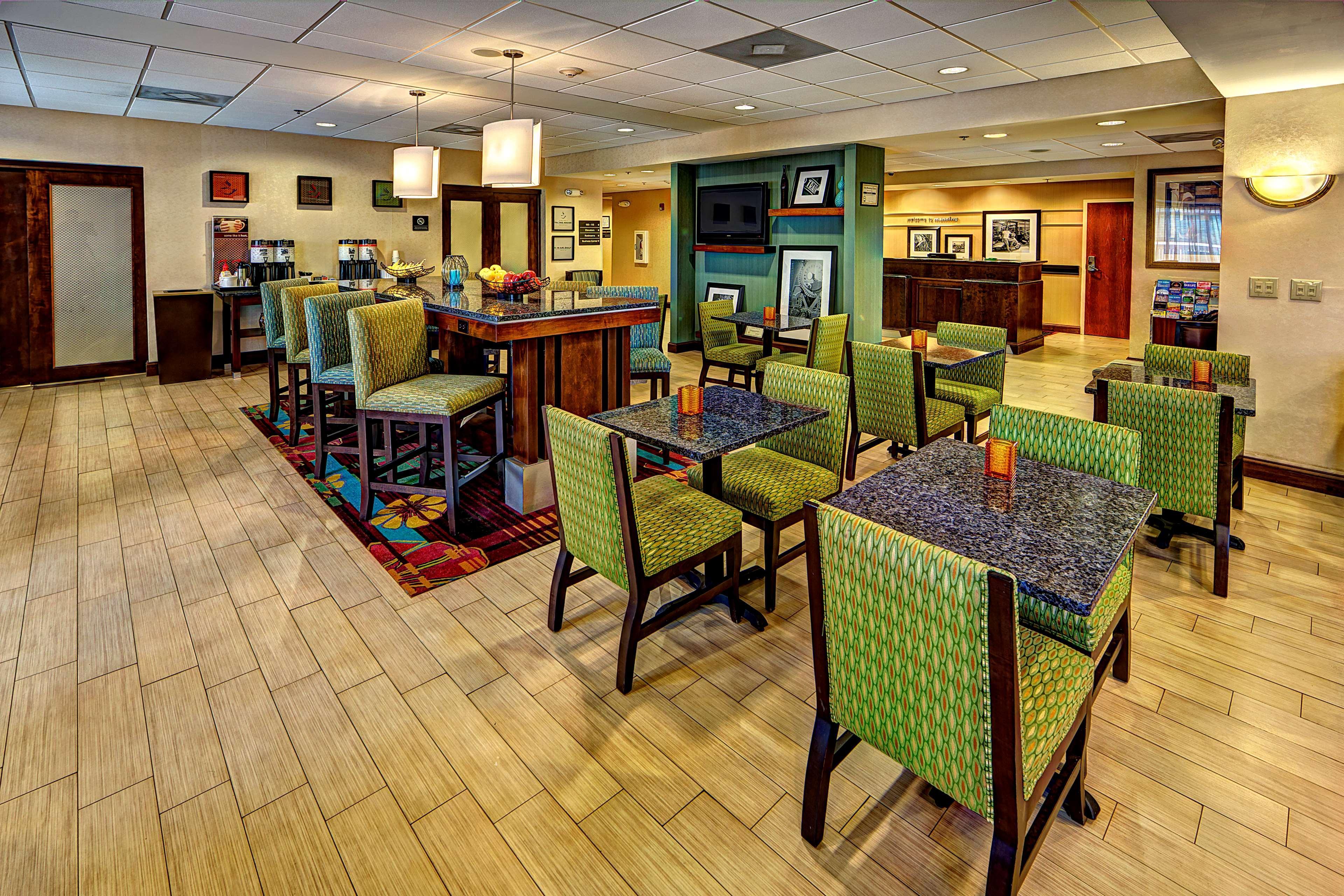 Hampton Inn Manning Exterior photo